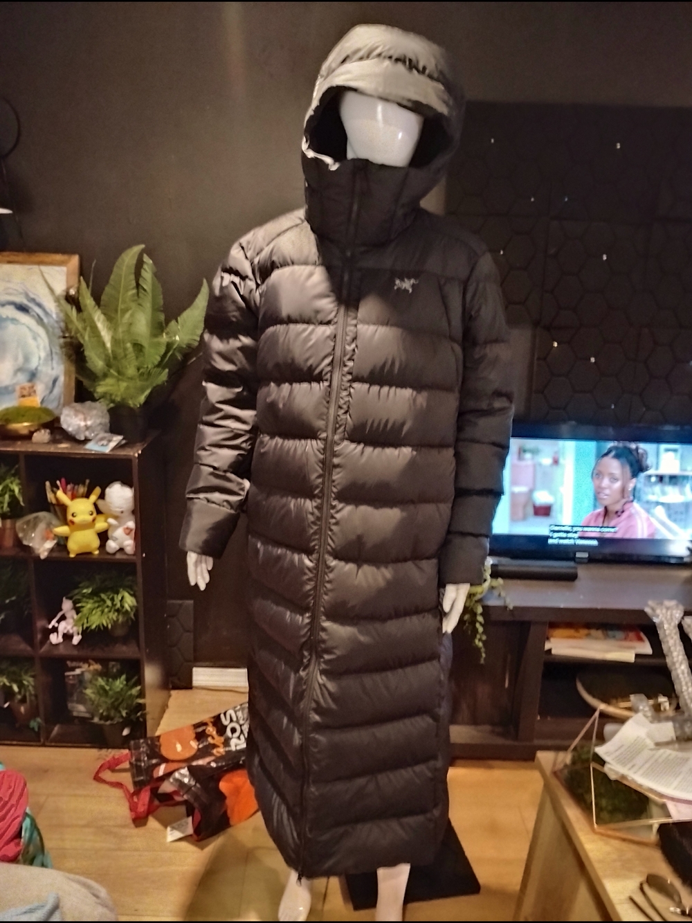 Arc'teryx Women's Black Long Hooded Puffer Coat
